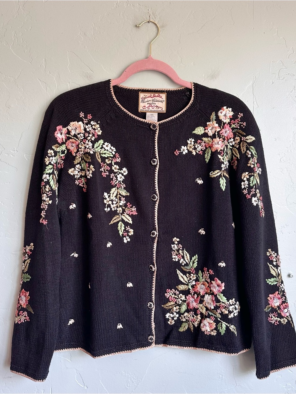Vintage Heirloom Collectibles Black Floral Embroidered Cottagecore Cardigan PM